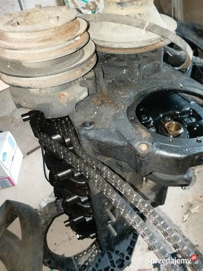 Mercedes 240D123 MB100Silnik blok wał korbowody Silniki i osprzęt