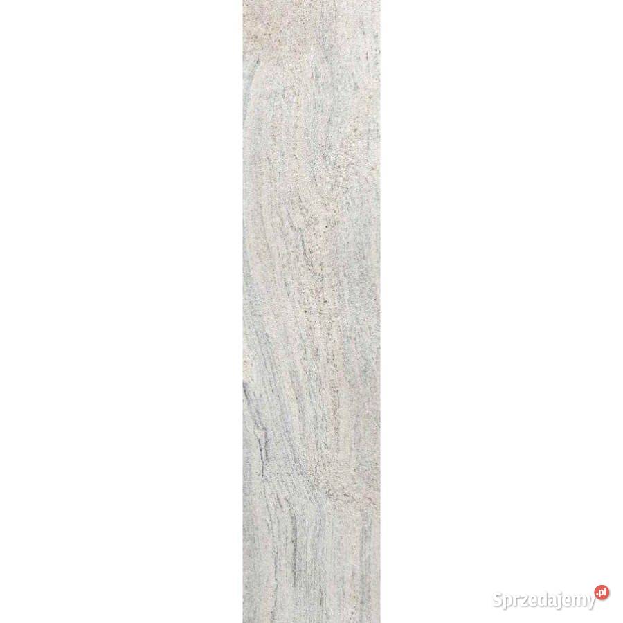 Stopień granitowy Cielo de Marfil płomieniowany