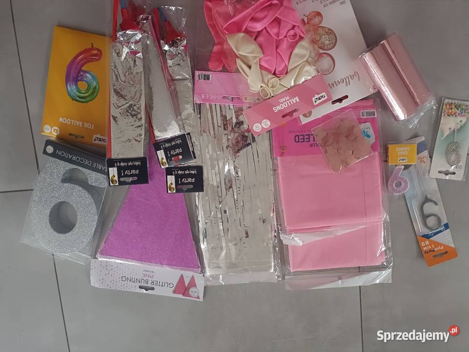 Zestaw urodzinowy srebrno różowy 9 sprzedam