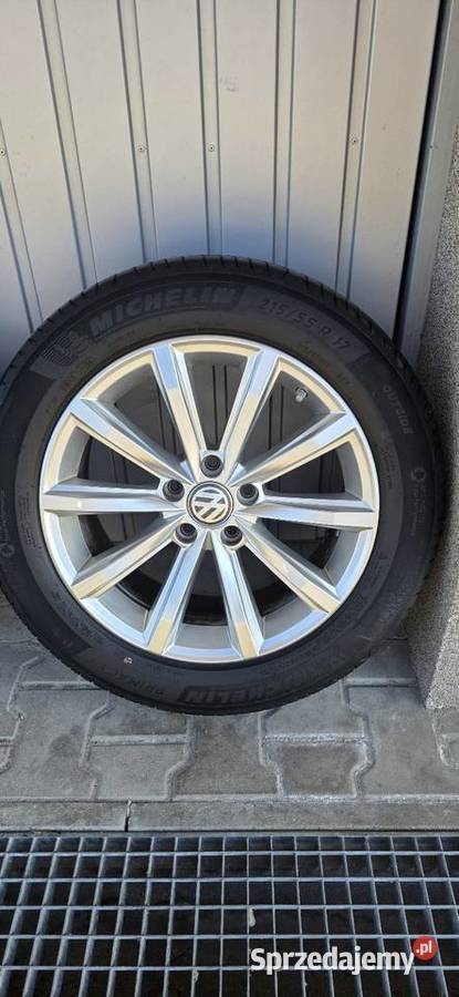 Oryginalne Koła VW Passat Skoda Superb R17Opony Jelcz-Laskowice sprzedam