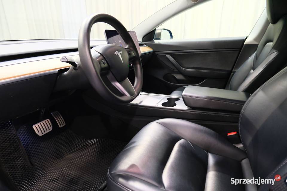 TESLA MODEL 3 2021 EE 513
