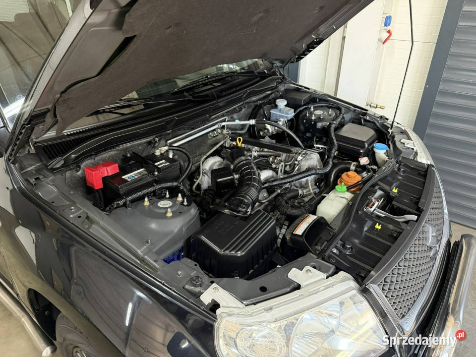Suzuki Grand Vitara salon 95tyśkm nowa zero Zarejestrowany w Polsce Chechło