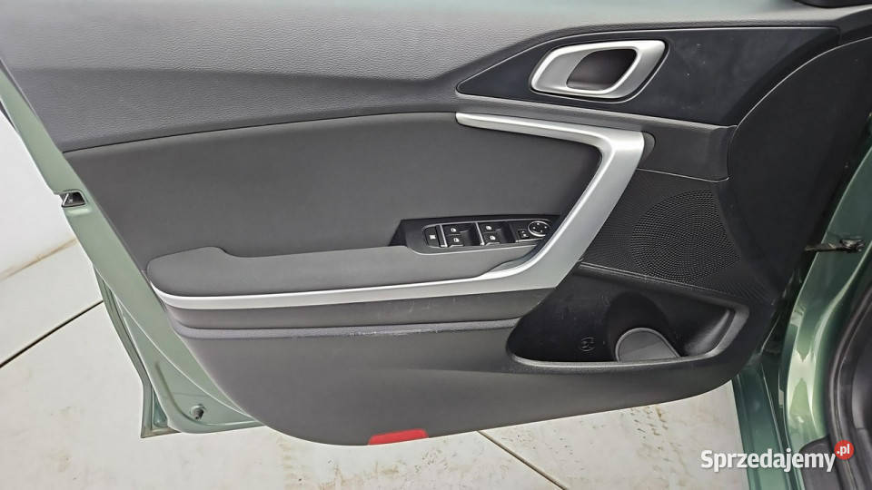 Kia Ceed 15 TGDI M Z Polskiego Salonu Faktura serwisowany w ASO Warszawa