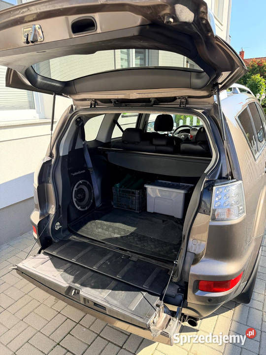 Mitsubishi Outlander II 20 DID 4x4 7osobowy Outlander