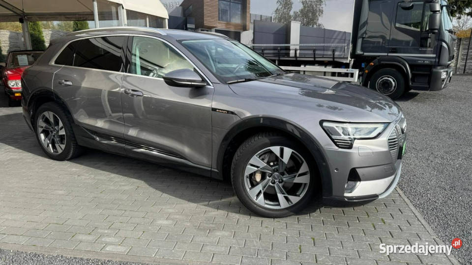 Audi etron wielofunkcyjna kierownica