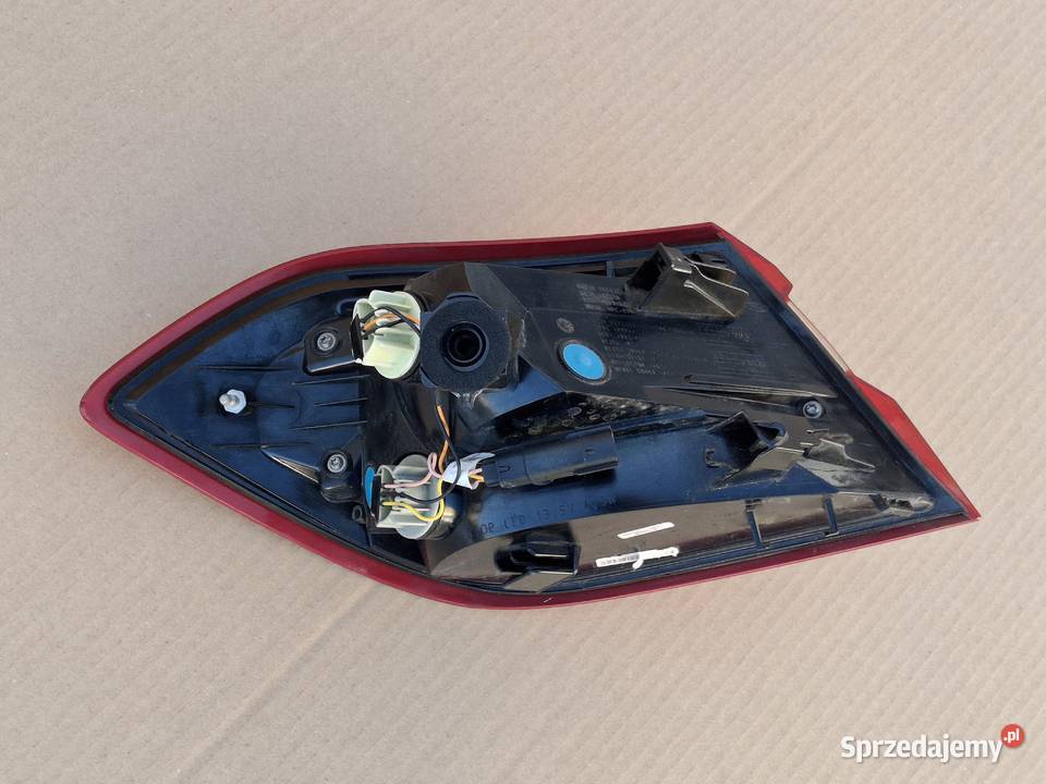 FORD FIESTA MK8 LAMPA PRAWY TYŁ PRAWA TYLNA ciężarowe lubuskie Bieleń