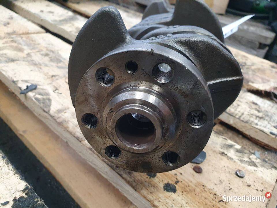 WAŁ KORBOWY SKODA OCTAVIA III CLHA 16 TDI osobowe Lipno