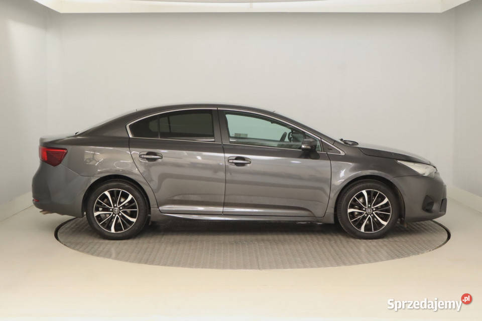Toyota Avensis 20 D4D manualna Zabrze sprzedam