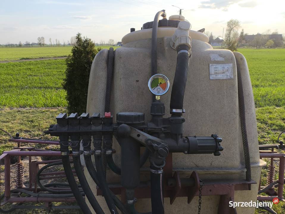 Sprzedam opryskiwacz zawieszany 400 L Słupca