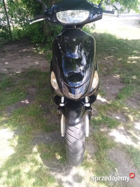 Sprzedam skuter 2t łódzkie Paradyż