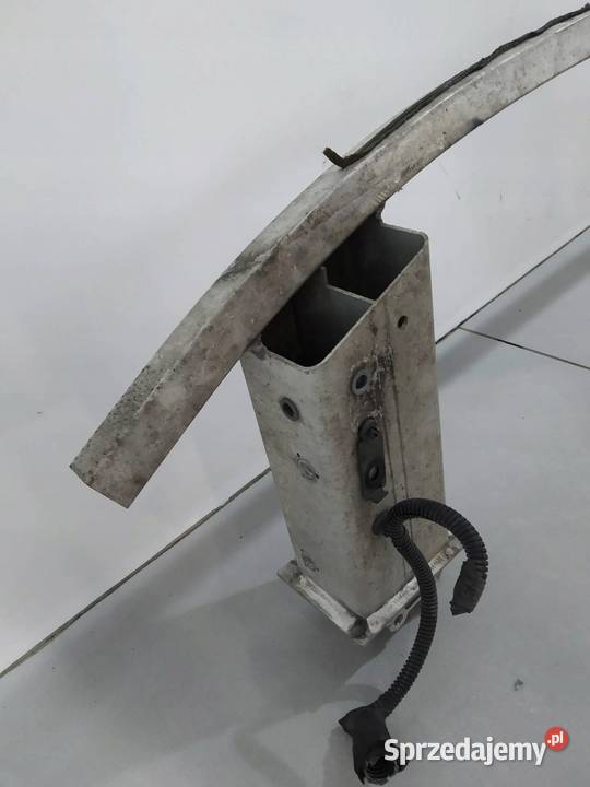 WZMOCNIENIE ZDERZAKA DOLNE Volvo V60 II 2018 sprzedam