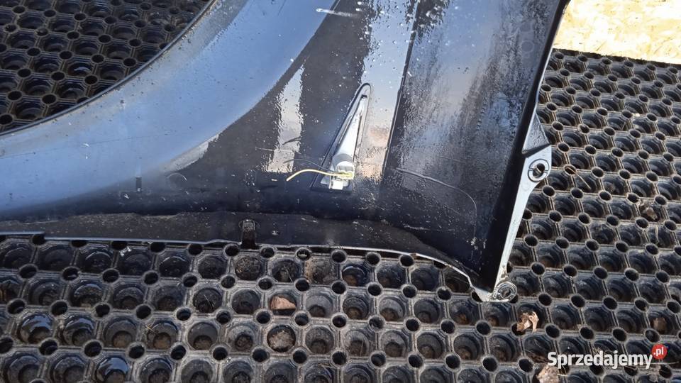 RENAULT SCENIC II BŁOTNIK PRZÓD PRAWY Zbierkowo sprzedam