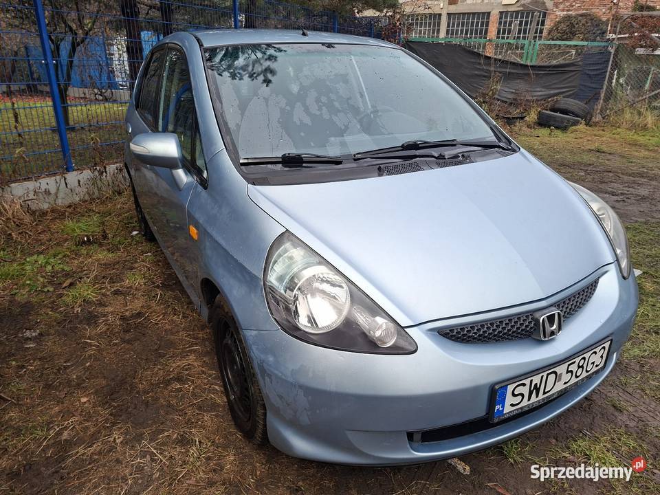 Honda Jazz 14e pali jeździ skręca hamuje