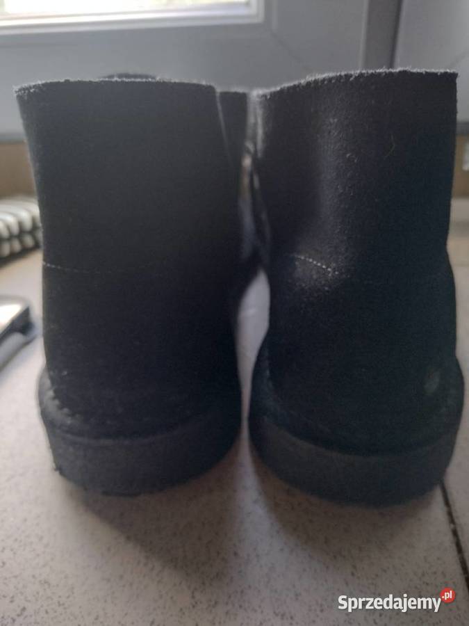 BUTY CLARKS UNISEX ZAMSZ KOSTKĘ