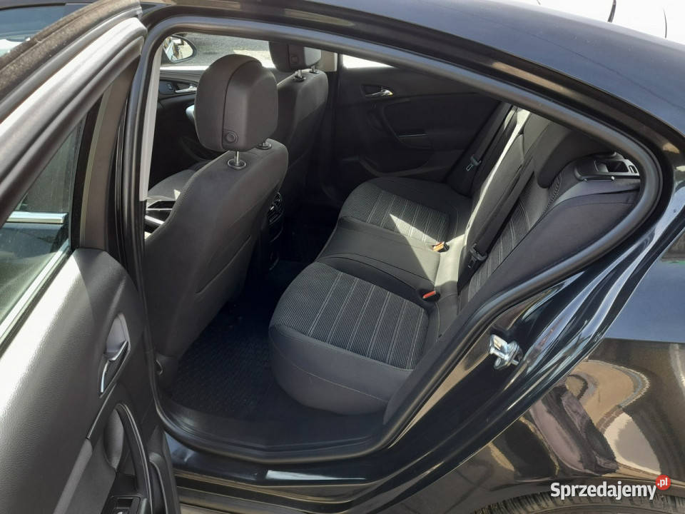 Opel Insignia Zarejestrowany I ubezpieczony diesel Lipiany