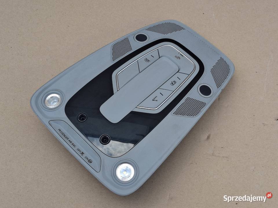 AUDI Q5 80A LAMPKA PANEL PODSUFITKI OŚWIETLENIE Bieleń