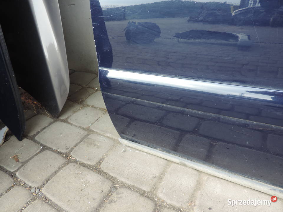 AUDI A4 B5 FL KOMBI DRZWI LEWE TYLNE LY5K Rok produkcji 2001 małopolskie