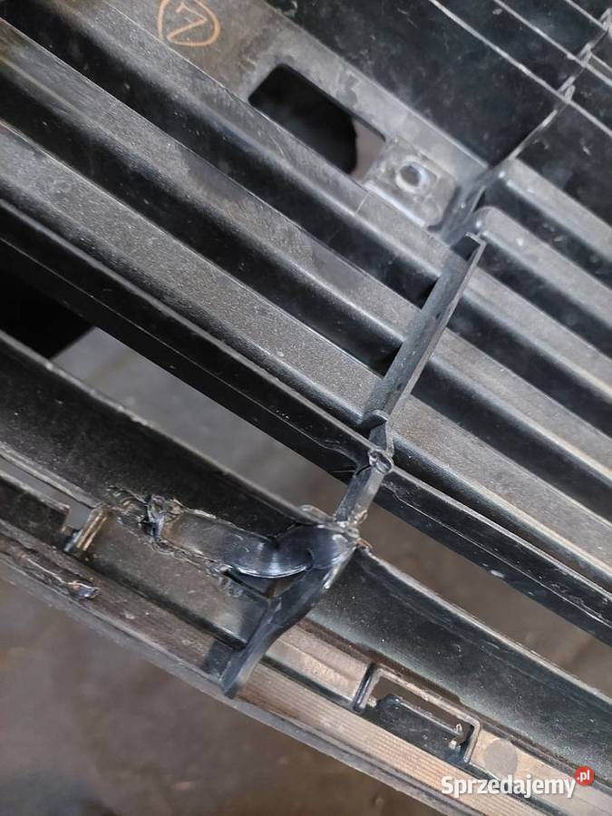 Suzuki Swift MK8 2017 Atrapa Grill Przod osobowe Kłobuck sprzedam