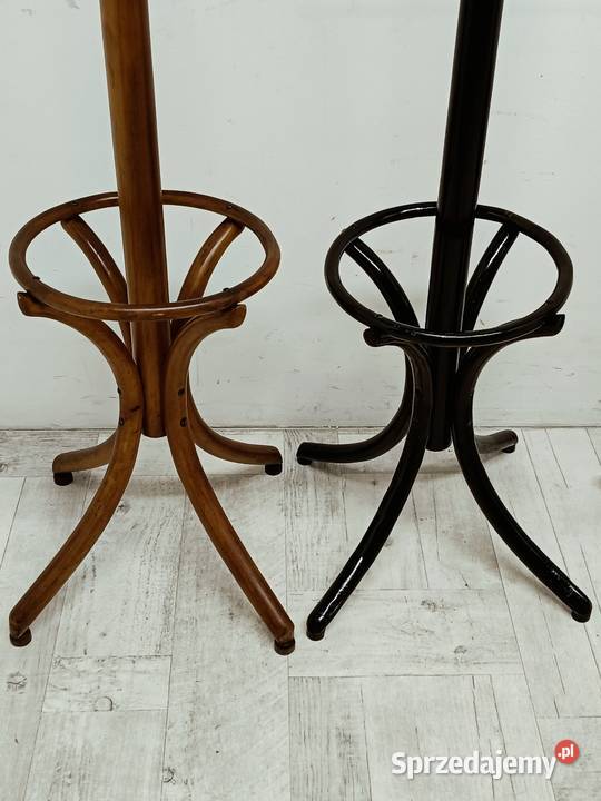 wieszak na ubrania model Thonet stylowy gięty Radomsko