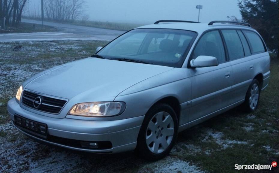 Opel Omega B Fl Kombi 22 benzyna 16V rp 2002 Omega Konin
