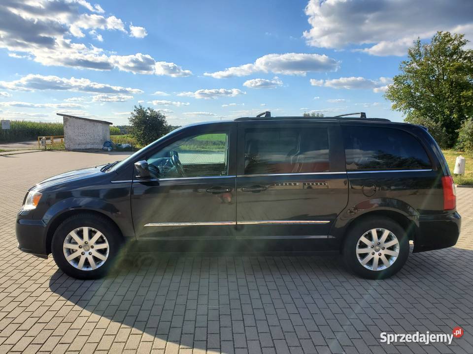 Chrysler Town and Country 2014 283KM podlaskie Łomża