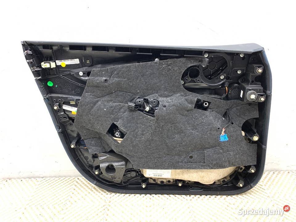 BOCZEK DRZWI PRAWY PRZÓD MERCEDES CLS