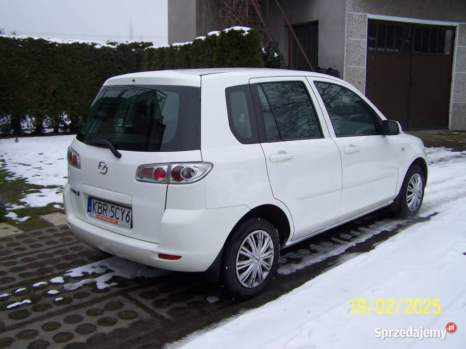 Mazda 2 12 75 liftingu klima super stan ikazja wielofunkcyjna kierownica Tarnów