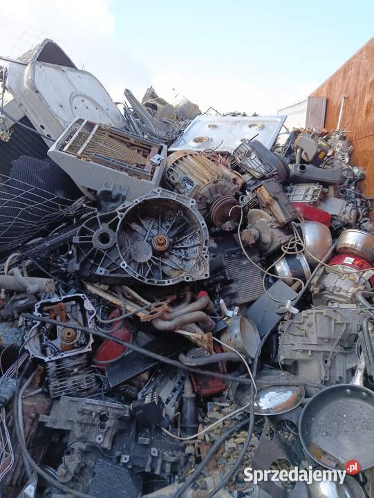 Skup silników I skrzyń samochodowych na złom Gniewkowo