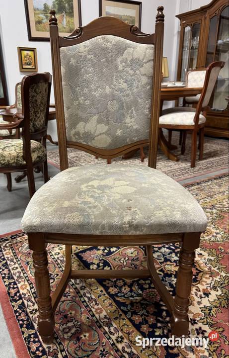 Drewniany stół rozkładany z dwoma wkładkami i warmińsko-mazurskie Ełk