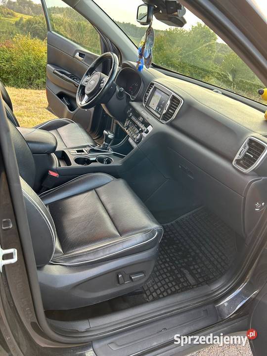 Kia Sportage 2017 16 benzyna 130 kW 177 automat