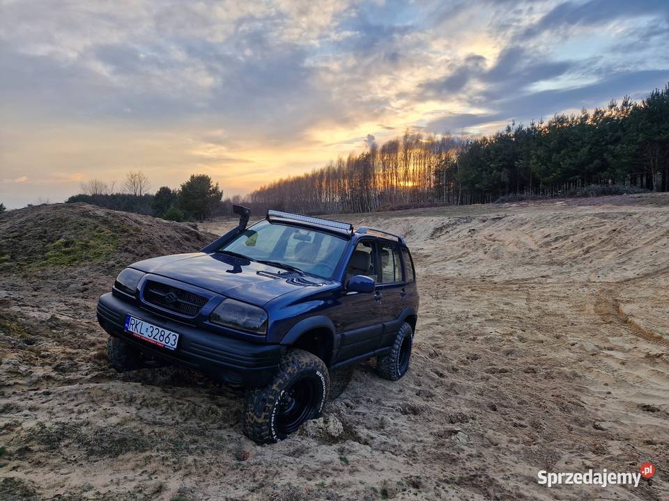 Suzuki grand vitara 25 V6 DOINWASTOWANA offroad benzyna Kolbuszowa