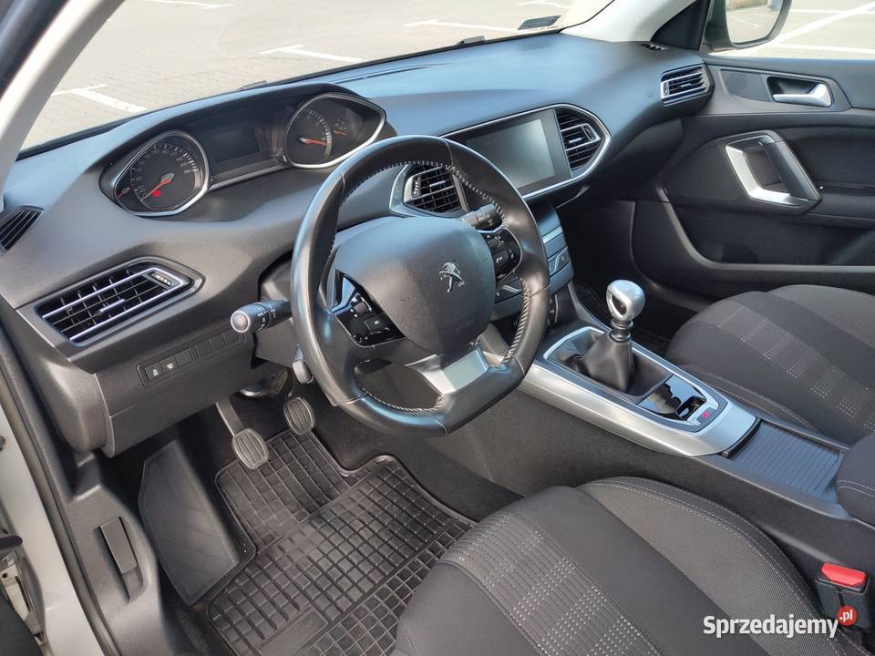 Peugeot 308 SW 130 światła LED panoramiczny dach 1199cm3 mazowieckie Warszawa