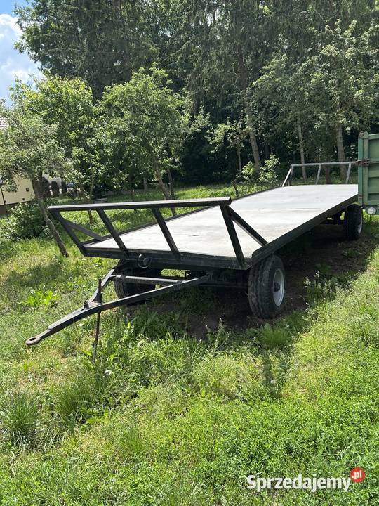 Przyczepa platformowa wóz transportowy nieuszkodzony Makomazy
