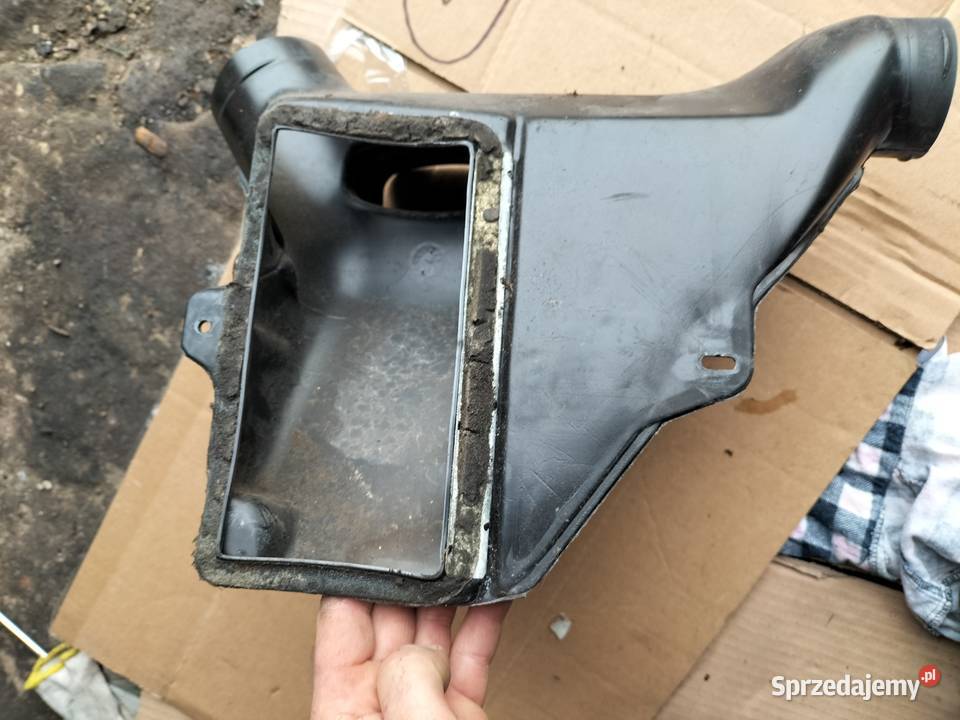 VW GOLF II 2 JETTA 2 KANAŁ POWIETRZA osobowe Kamień-Kolonia sprzedam