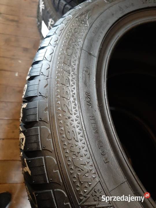 x Opona nieużywana zimowa 25550R19 GOODYEAR 259 Zaścianki
