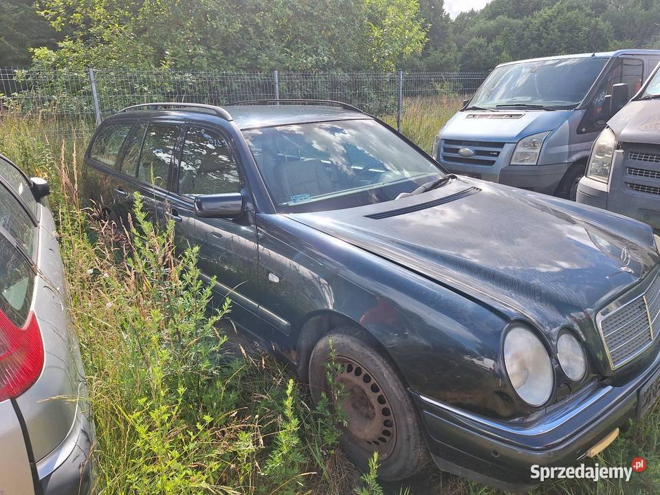 Mercedes E 320 benzyna 4 matic z lpg osobowe Kołobrzeg sprzedam