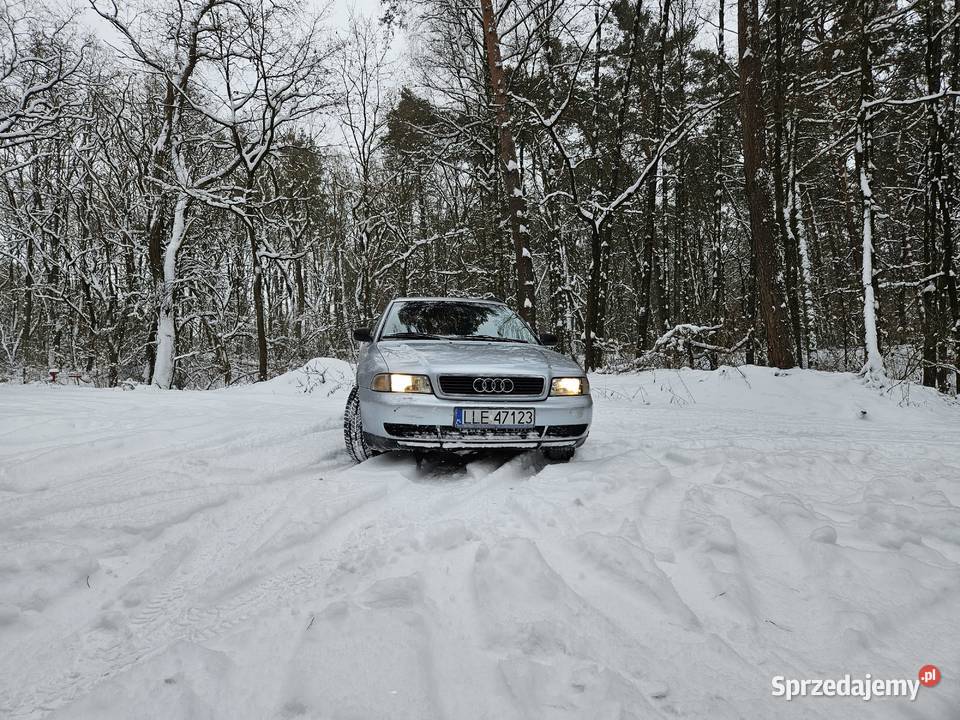Audi a4 b5 18t QUATTRO Rok produkcji 1996 lubelskie Milejów