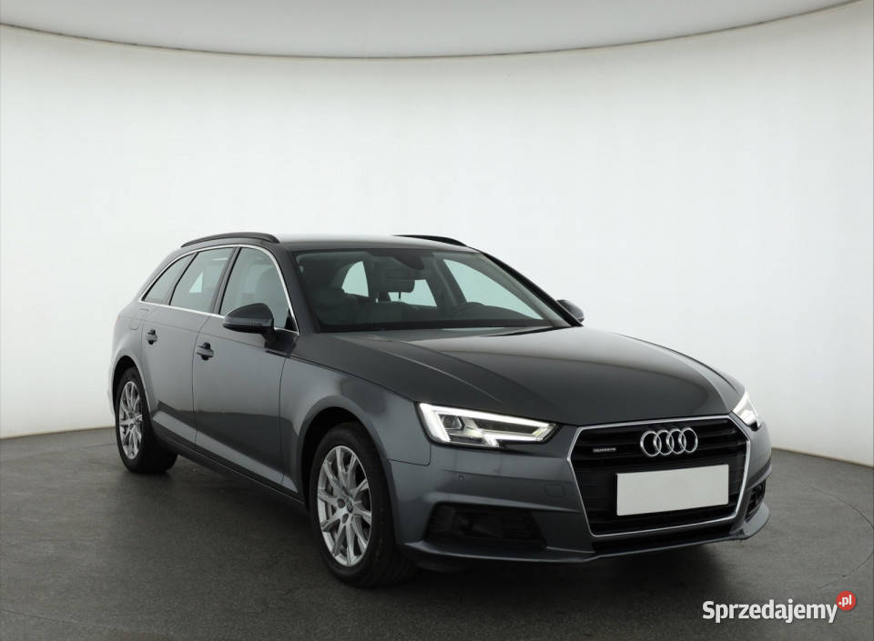 Audi A4 40 TDI Rok produkcji 2019 Piaseczno