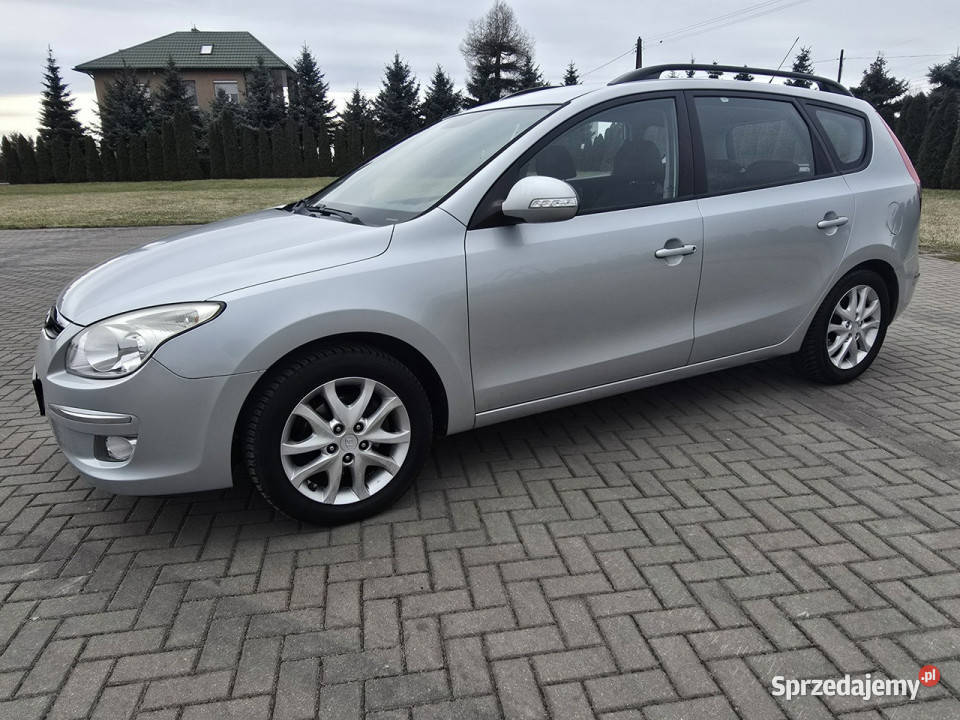Hyundai i30 16Benz ASR (kontrola trakcji) Kutno sprzedam