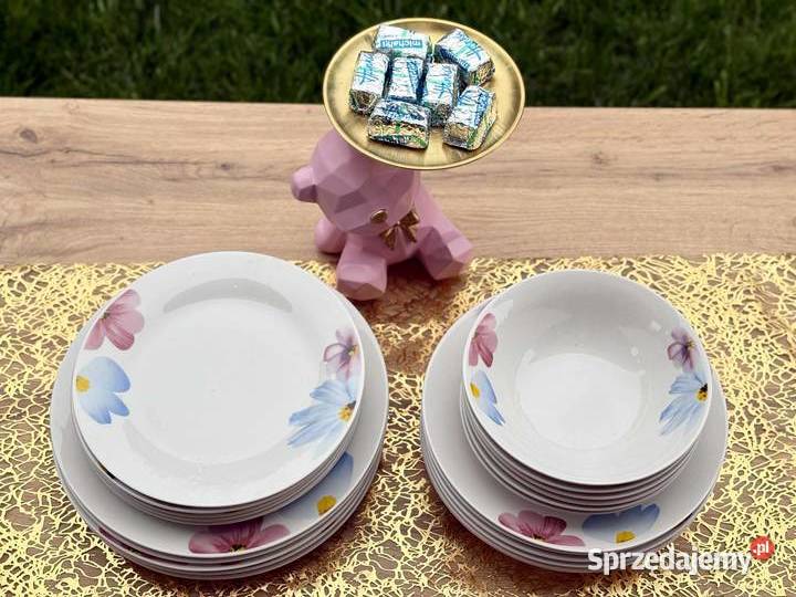 189 Serwis obiadowy 24 elementy Stokrotki Zabrze
