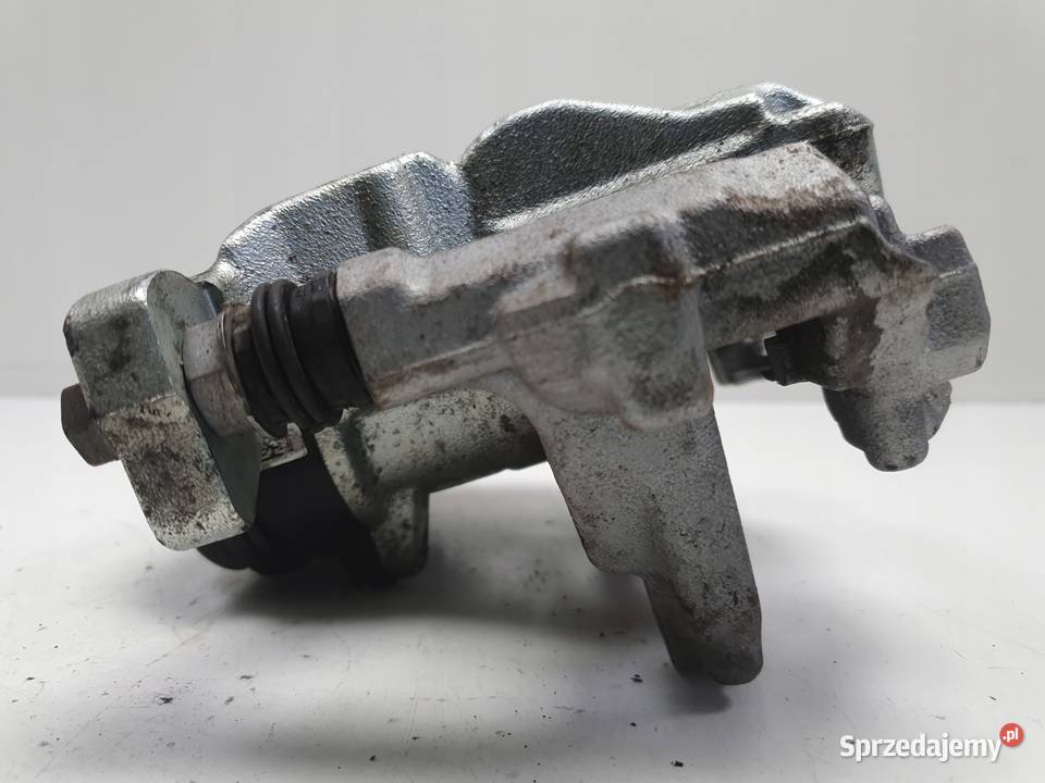 Toyota Yaris IV TYLNY ZACISK HAMULCOWY lewy tył sprzedam