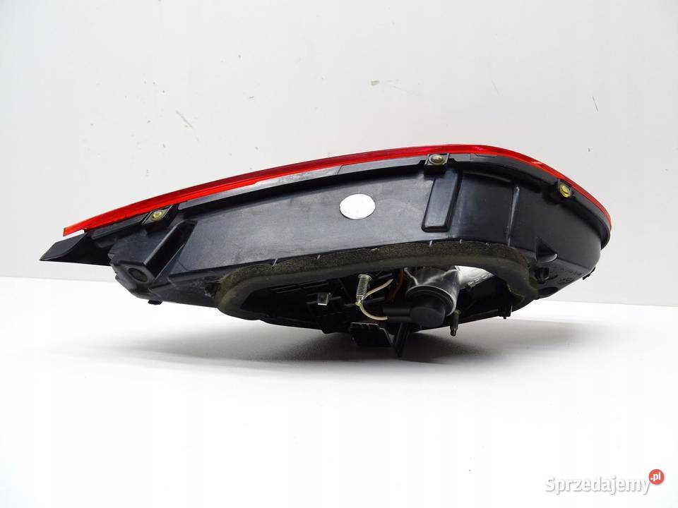 LAMPA PRAWY TYŁ PRAWA TYLNA W KLAPĘ 3C8945308Q