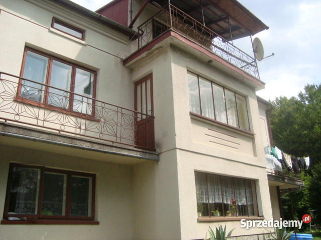 dom w i pięknej okolicy garaż Golcowa