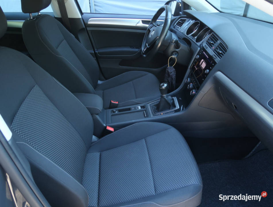 VW Golf 10 TSI system Start-Stop Piaseczno