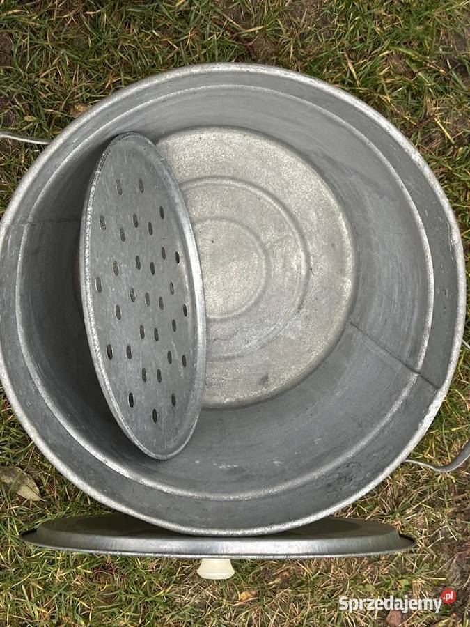 Kociołek ocynkowany nieużywany z PRL