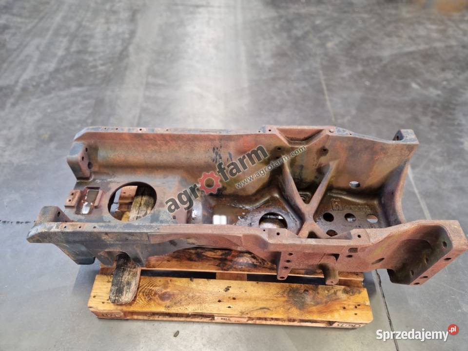 Rama FWD Case MX 180 200 220 240 270 Układ kierowniczy i oś przednia