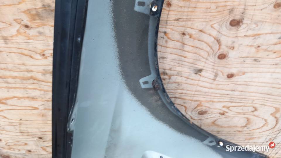 CHRYSLER CROSSFIRE BŁOTNIK PRZÓD LEWY 040 Zbierkowo