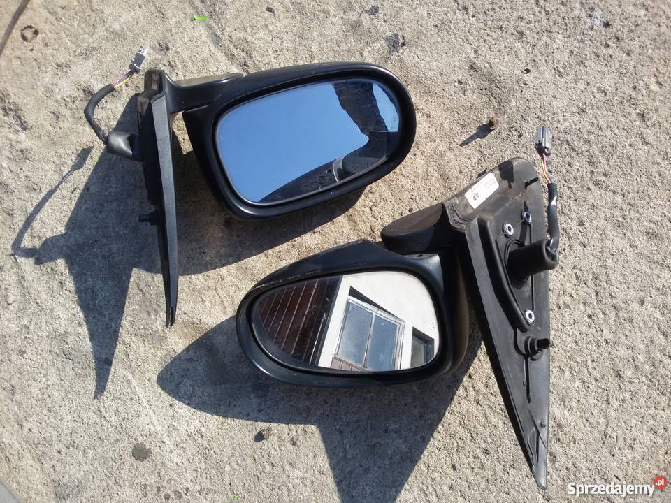 Lampy tył Nissan Almera N16 sedan i 3 D Pułtusk
