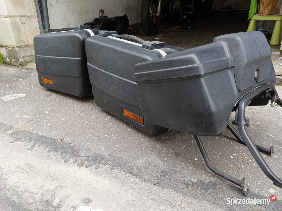 Kufer że stelażem BMW