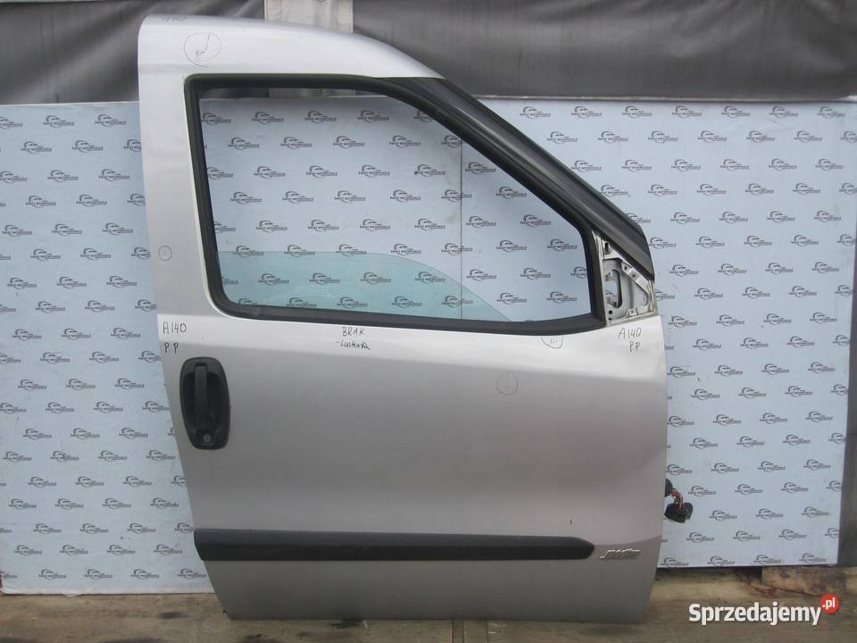 OPEL COMBO D 16r drzwi prawe przód osobowe sprzedam
